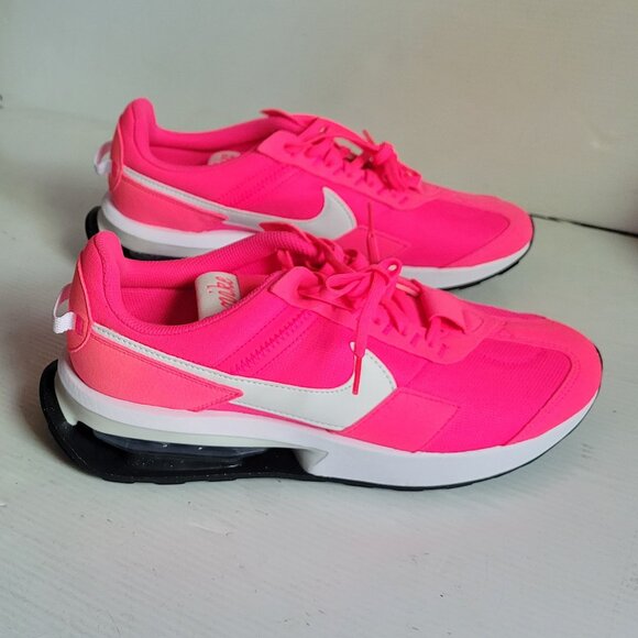 NEW Womens Nike Air Max Pre-Day NN Hyper Pink/White Sneakers FJ0708 639 Sz 9? 10 - Picture 3 of 10